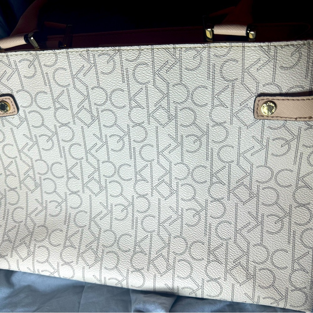 Calvin Klein Medium Signature Monogram Tote -NO CALLOUTS - Picture 8 of 8